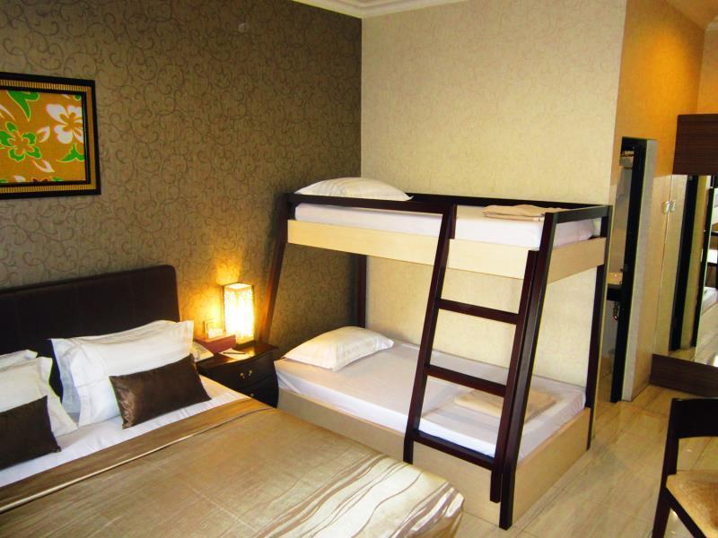 Hotel C3 Semarang Exterior foto